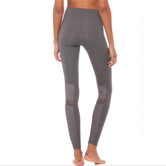 ALO high waisted moto leggings in heather grey - Picture 2 of 5